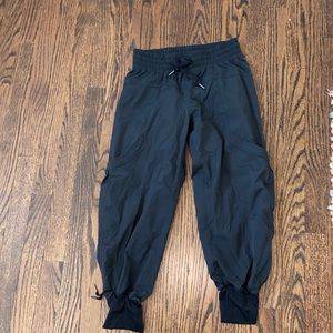 Lululemon joggers! Size 2